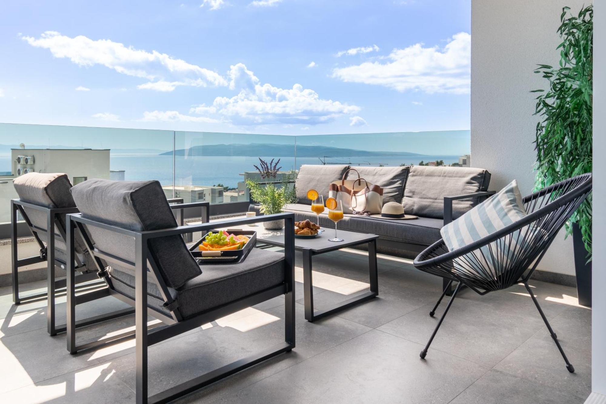 Lux Penthouse Panoramic View With Jacuzzi Apartment Makarska Bagian luar foto