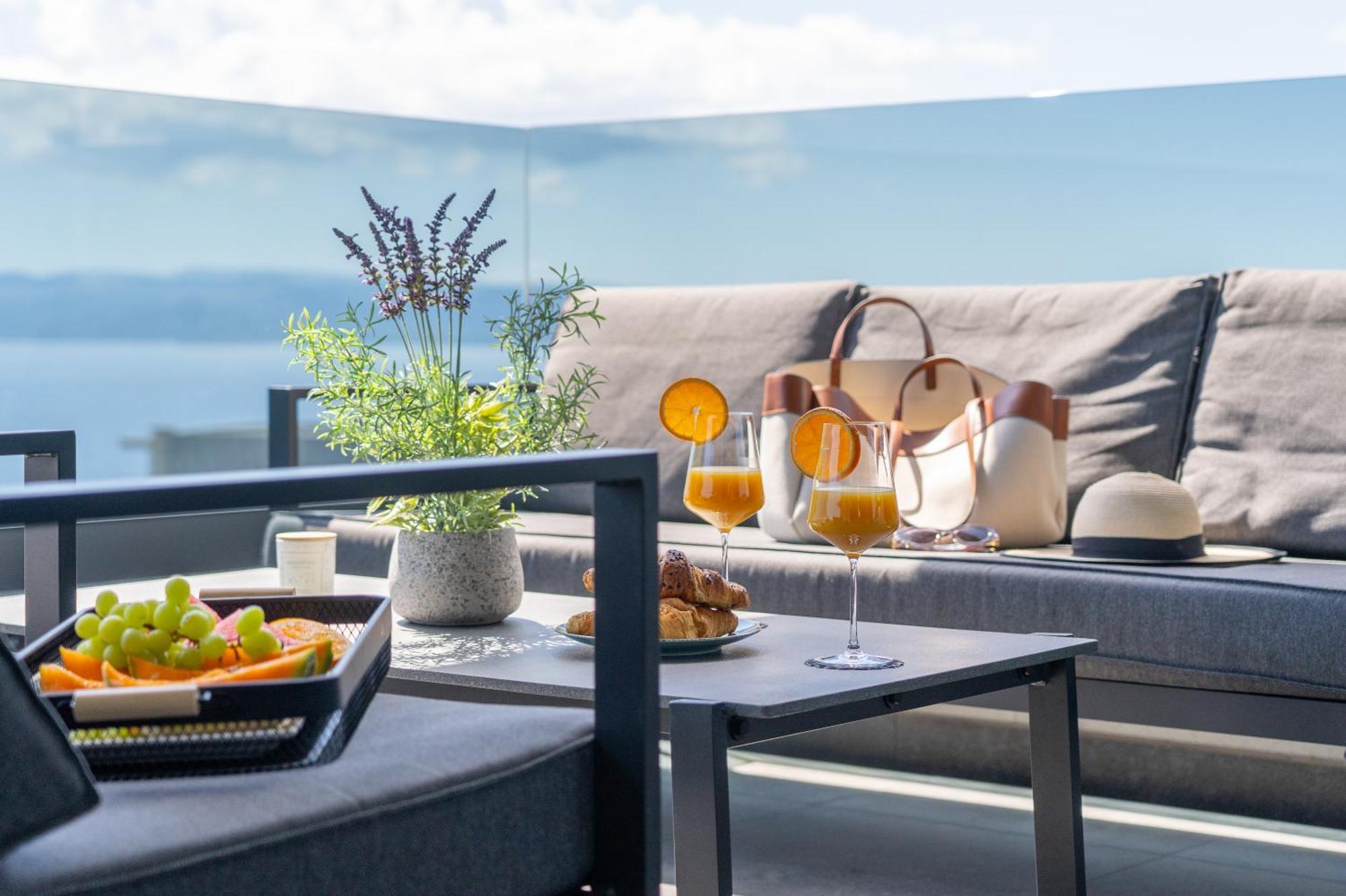 Lux Penthouse Panoramic View With Jacuzzi Apartment Makarska Bagian luar foto